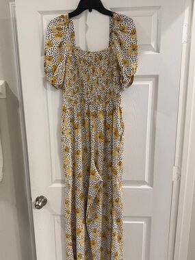 Velove Fashion Smocked Square-Neck Yellow Floral Summer Jumpsuit